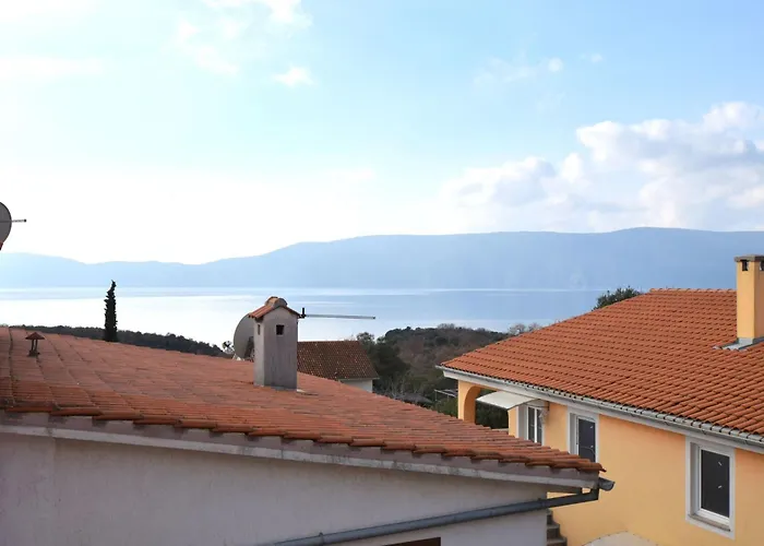 Apartment Luis By Interhome *