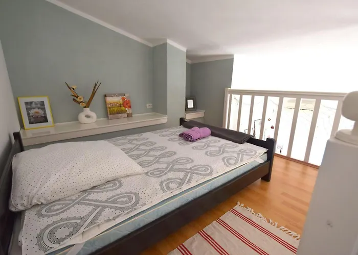 Luis By Interhome * Pinezići